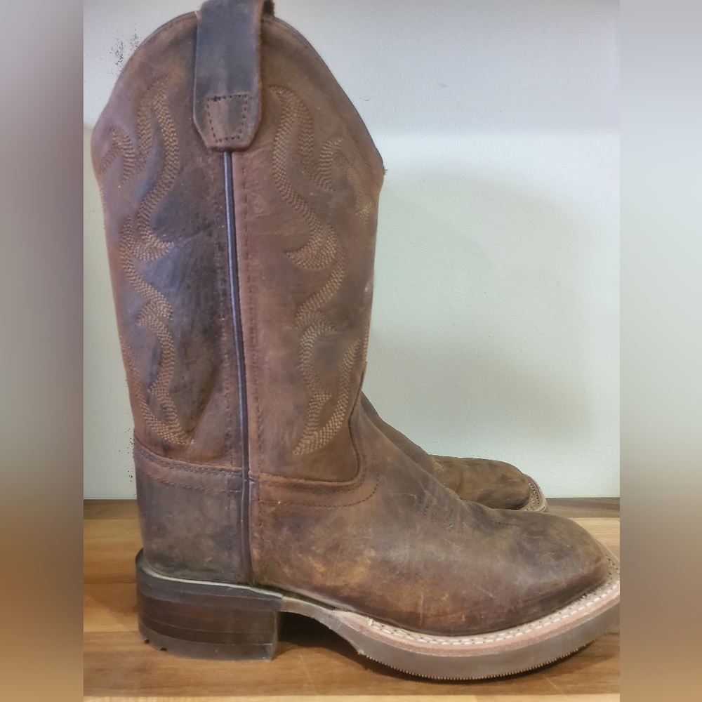Cody James boots Boys Size 12